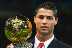 开云体育在线-F1街道赛焦点战，当引擎轰鸣遭遇哥斯达黎加淘汰巴黎的奇迹