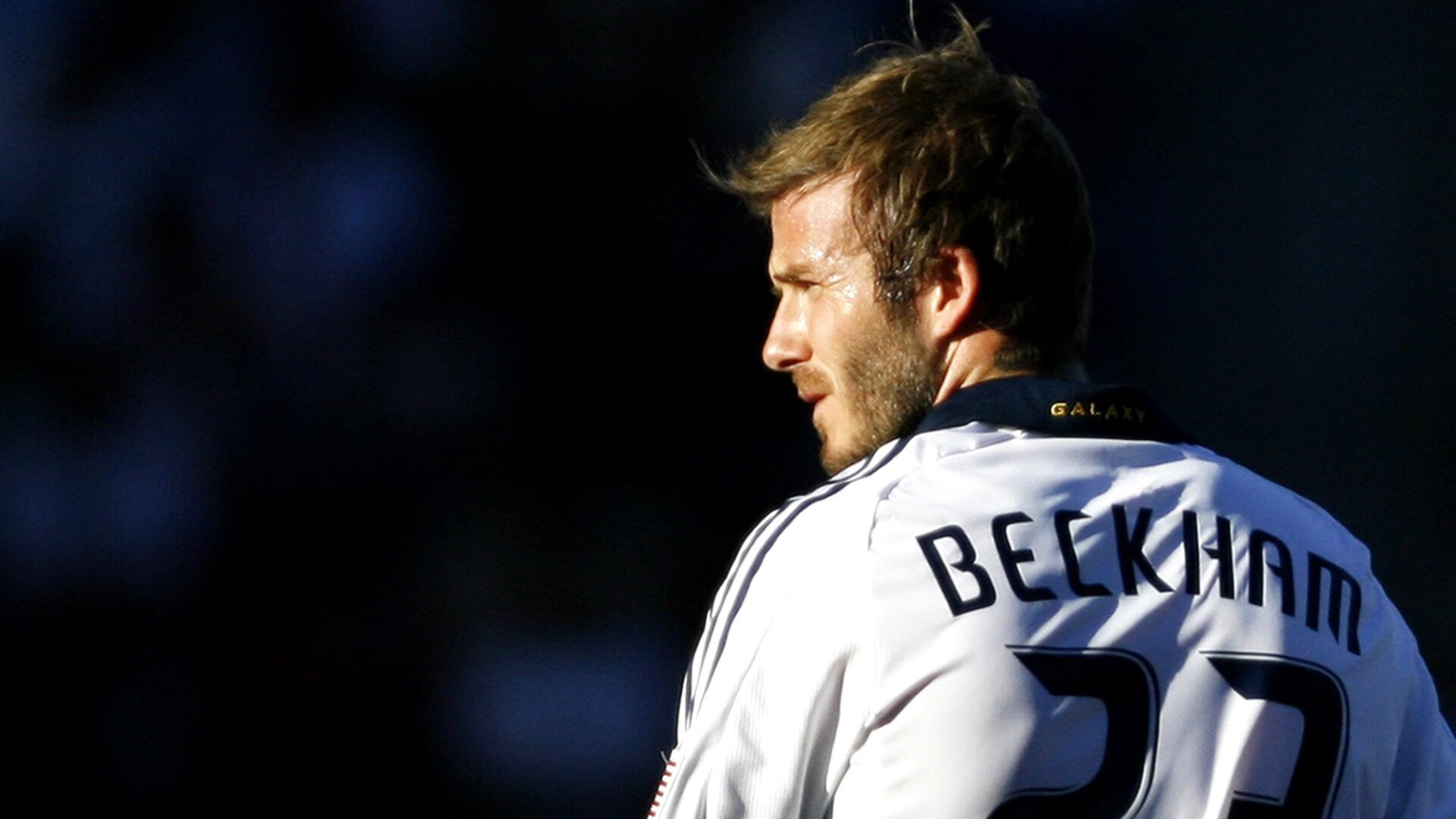 锡安主宰比赛走向,湖人完胜魔术展现统治力